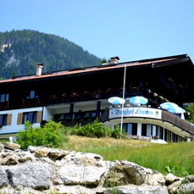 Berghotel Sutten Роттах-Эгерн Экстерьер фото